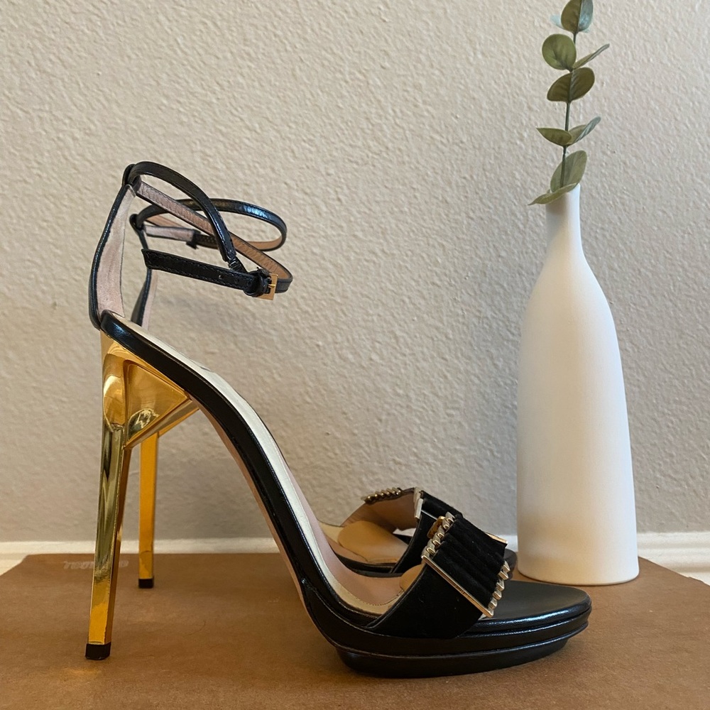 Herve Leger Gold Heel Size 7